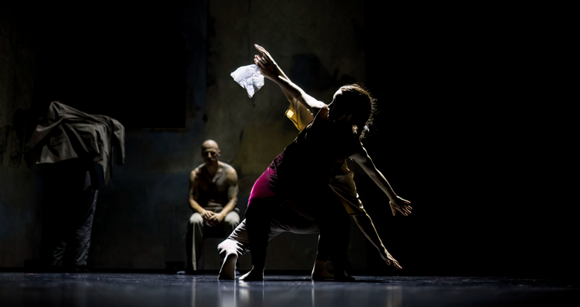 Your Ghosts, My Shadows. Lenka Vagnerová and Company. Photo: Vojta Brtnický.